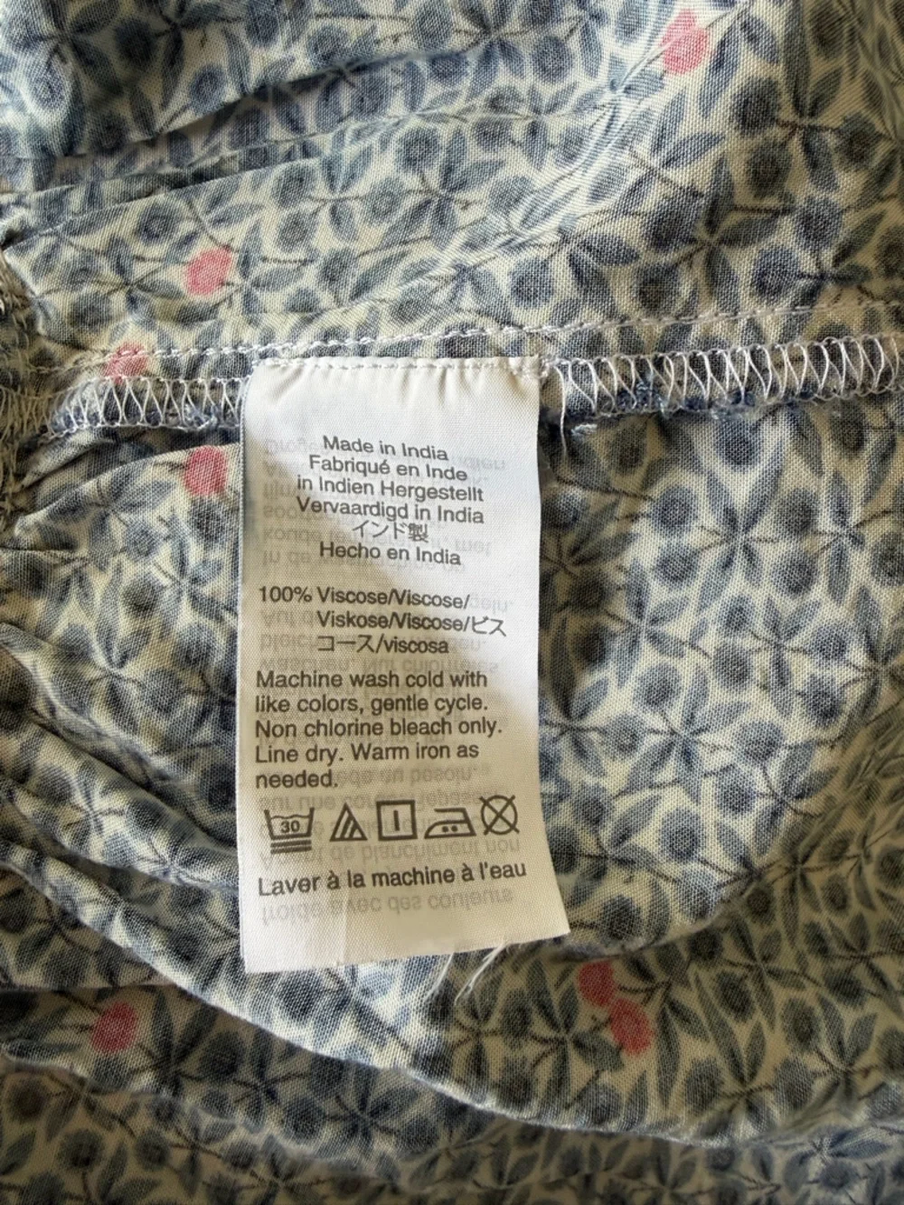 J. Crew V Neck Blue Floral Ruffle Bottom Peplum Sleeveless Shirt Size M